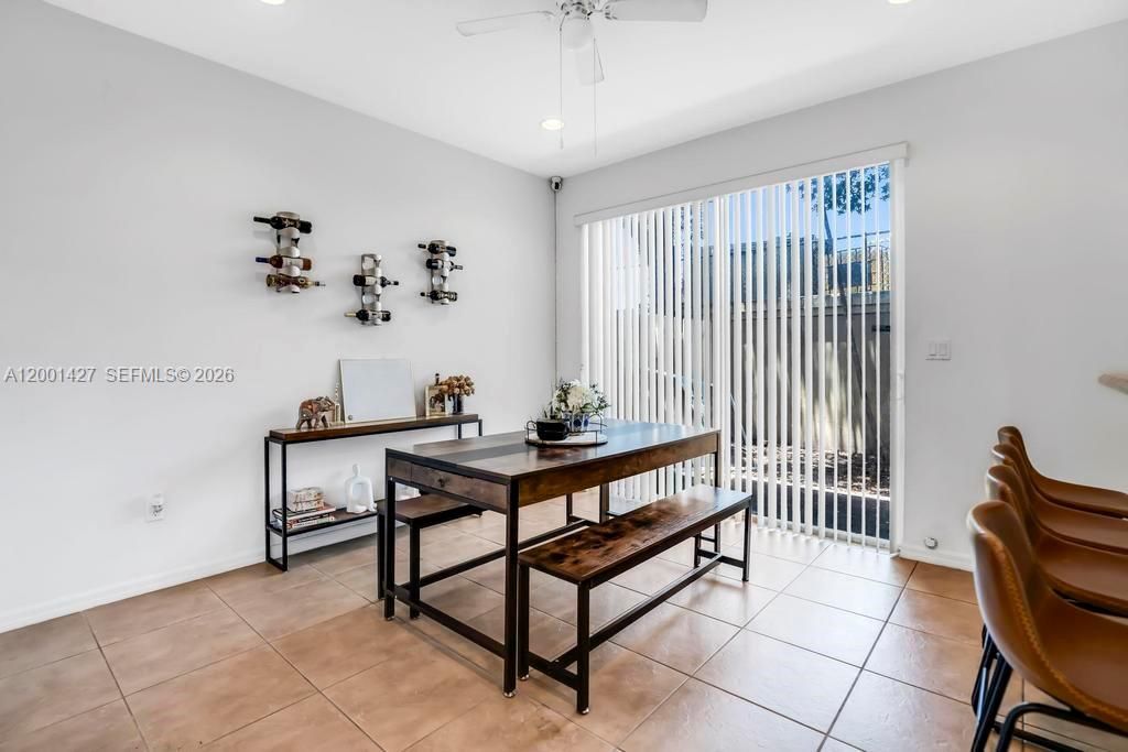 2851 W Prospect Rd , Unit 505, Tamarac, FL 33309 Photo