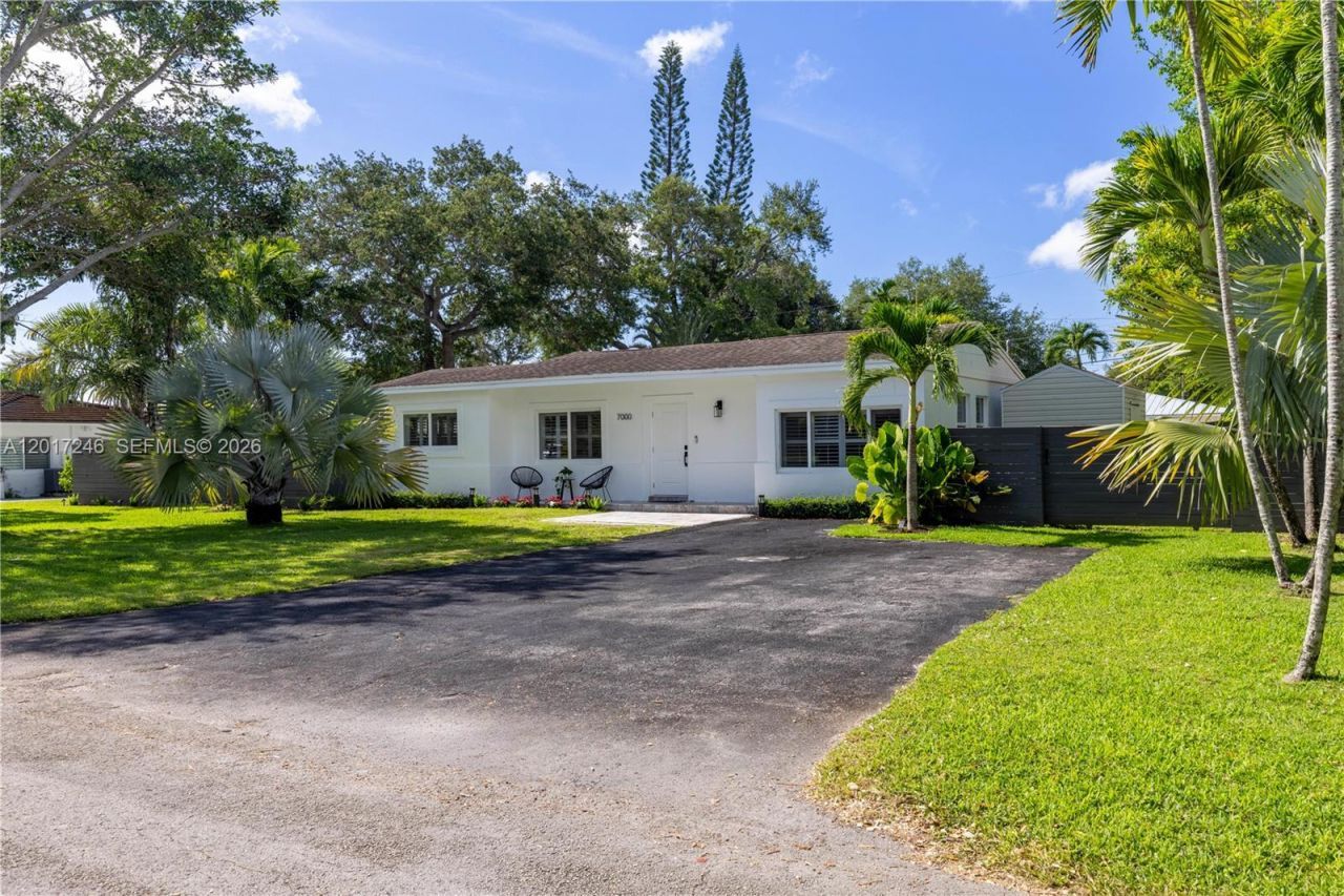 7000 SW 59th St, Miami, FL 33143 Photo
