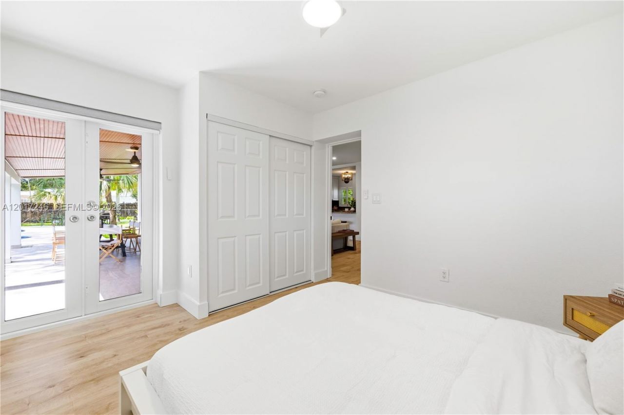 7000 SW 59th St, Miami, FL 33143 Photo