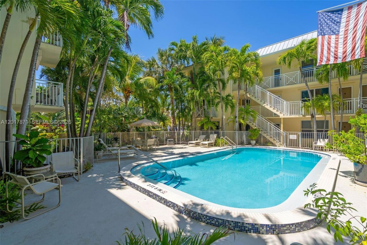 255 Sunrise Dr , Unit 207, Key Biscayne, FL 33149 Photo