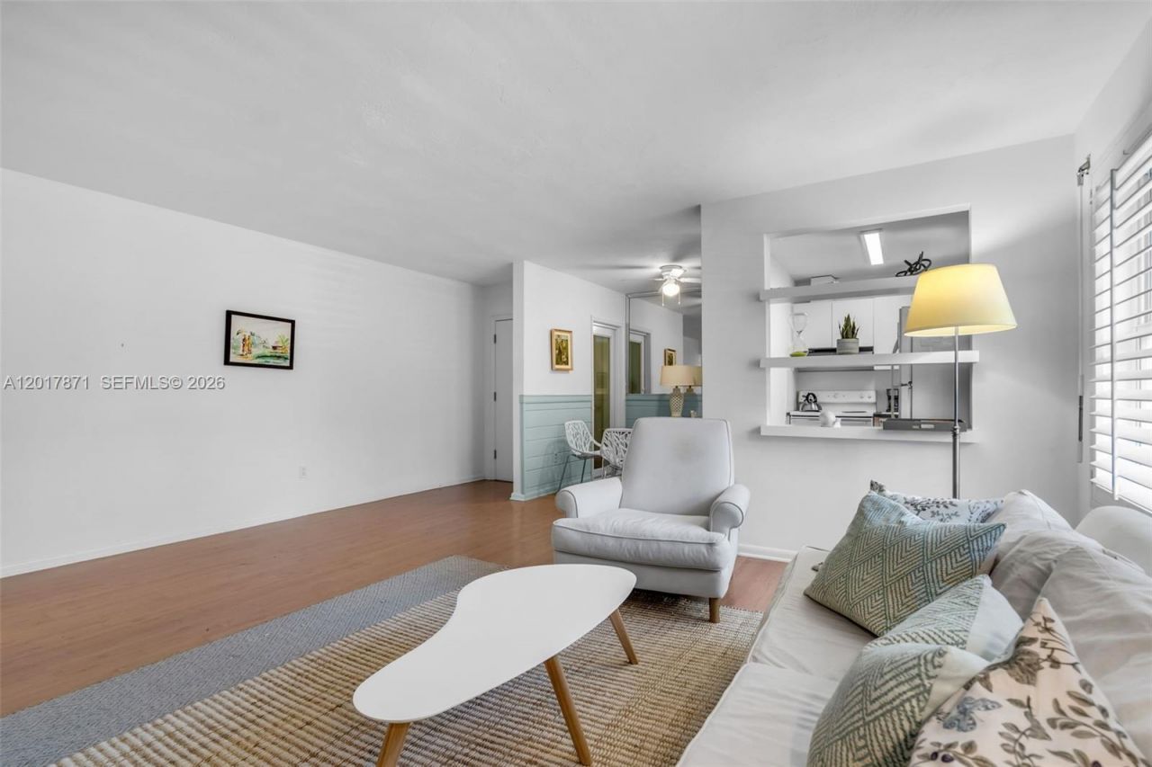 255 Sunrise Dr , Unit 207, Key Biscayne, FL 33149 Photo