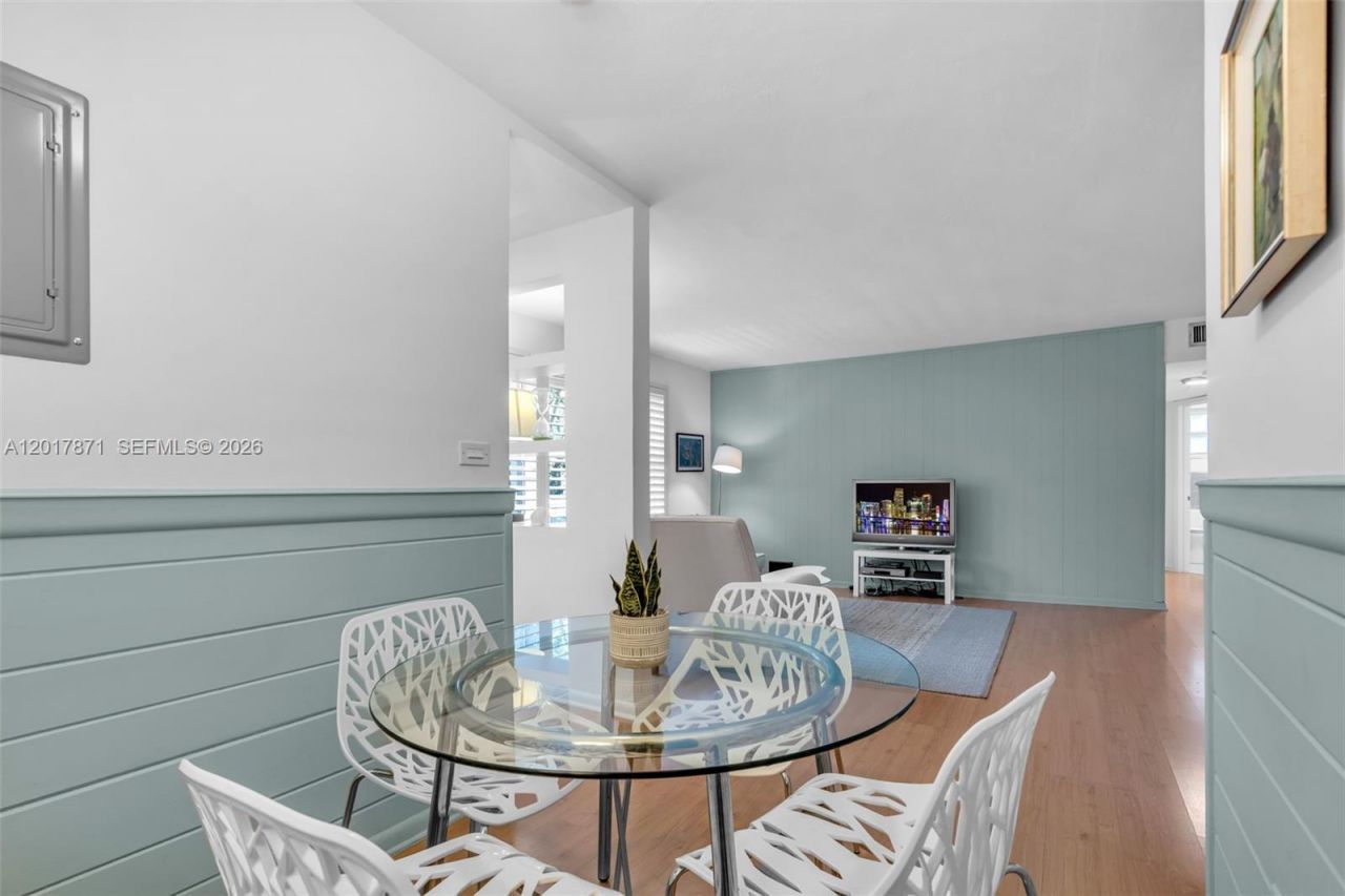 255 Sunrise Dr , Unit 207, Key Biscayne, FL 33149 Photo