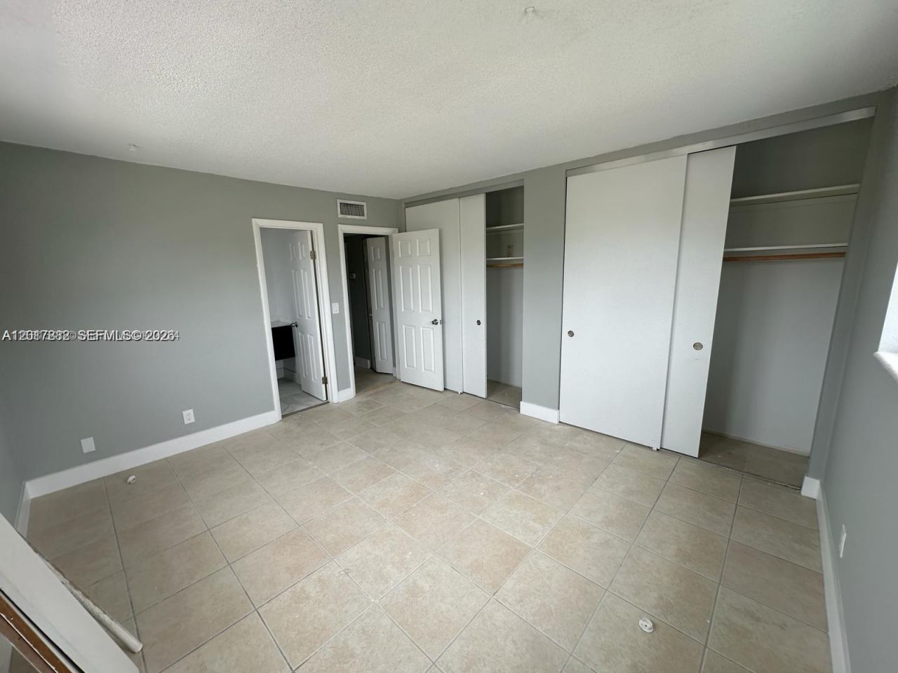 1100 NE 1st Ct , Unit 201, Hallandale Beach, FL 33009 Photo