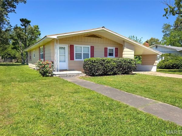307 Medler Street, Bernie, MO 63822