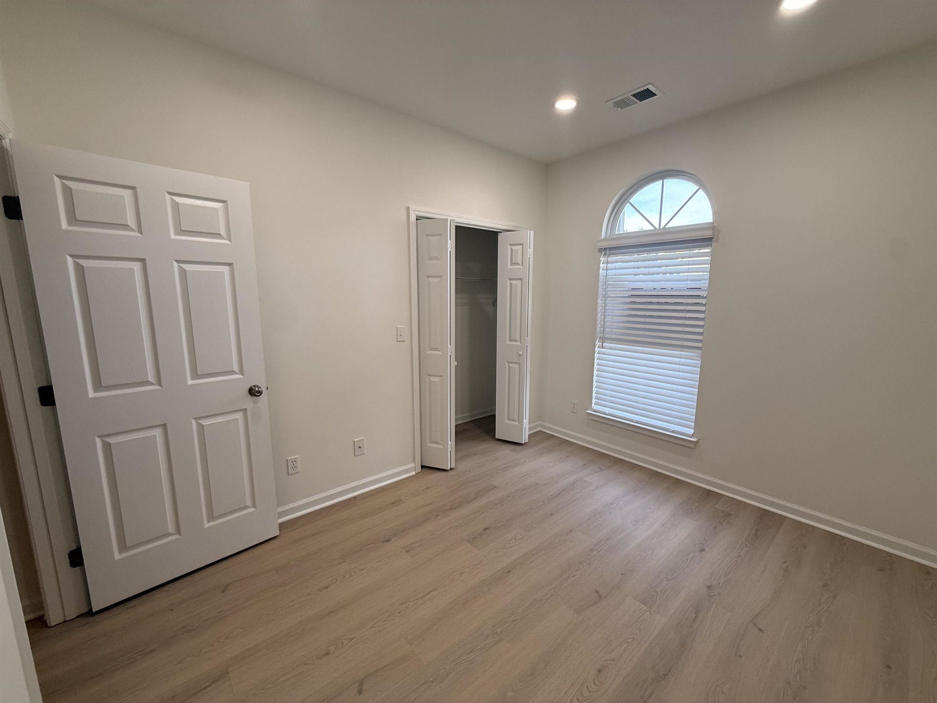 210 Portsmith Dr. Photo 5