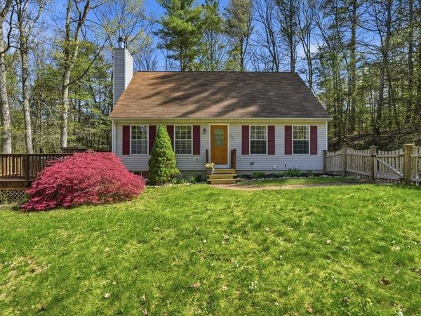 305 W Pelham Rd, Shutesbury, MA 01072