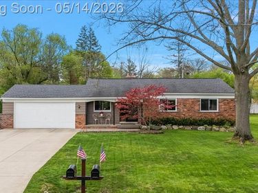 3580 Newgate Drive, Troy, MI 48084