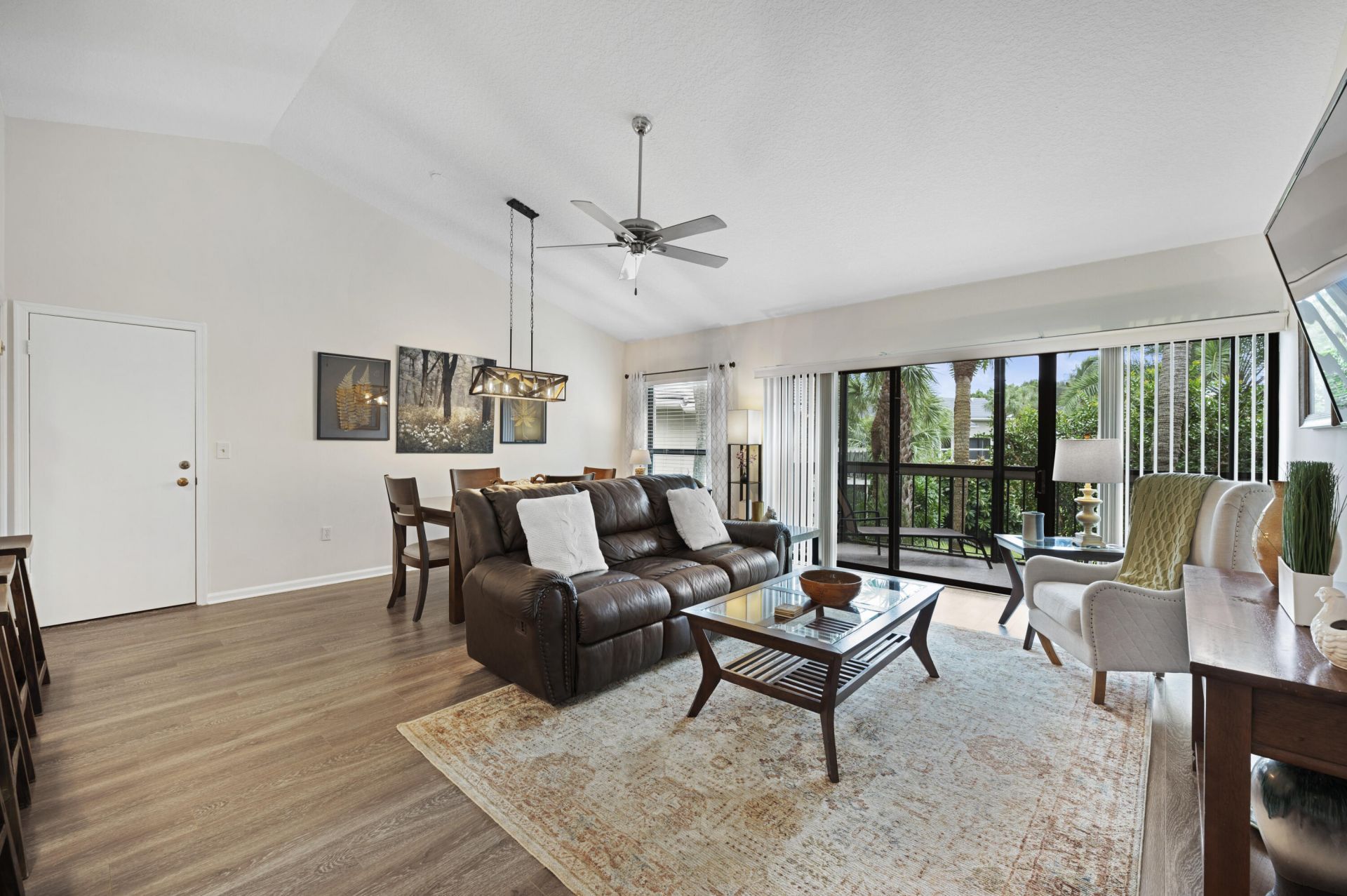 11863 Wimbledon Circle, Unit 542, Wellington, FL 33414 Photo
