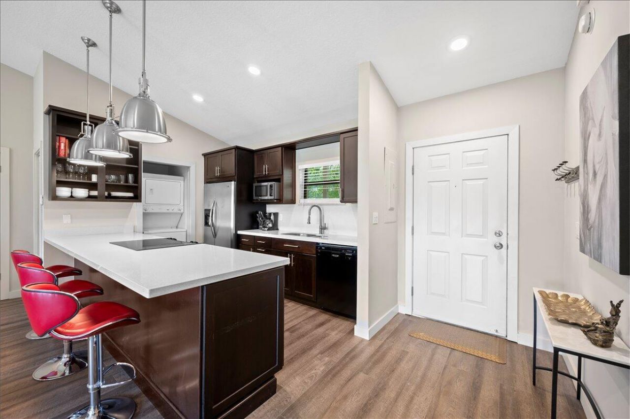 11863 Wimbledon Circle, Unit 542, Wellington, FL 33414 Photo