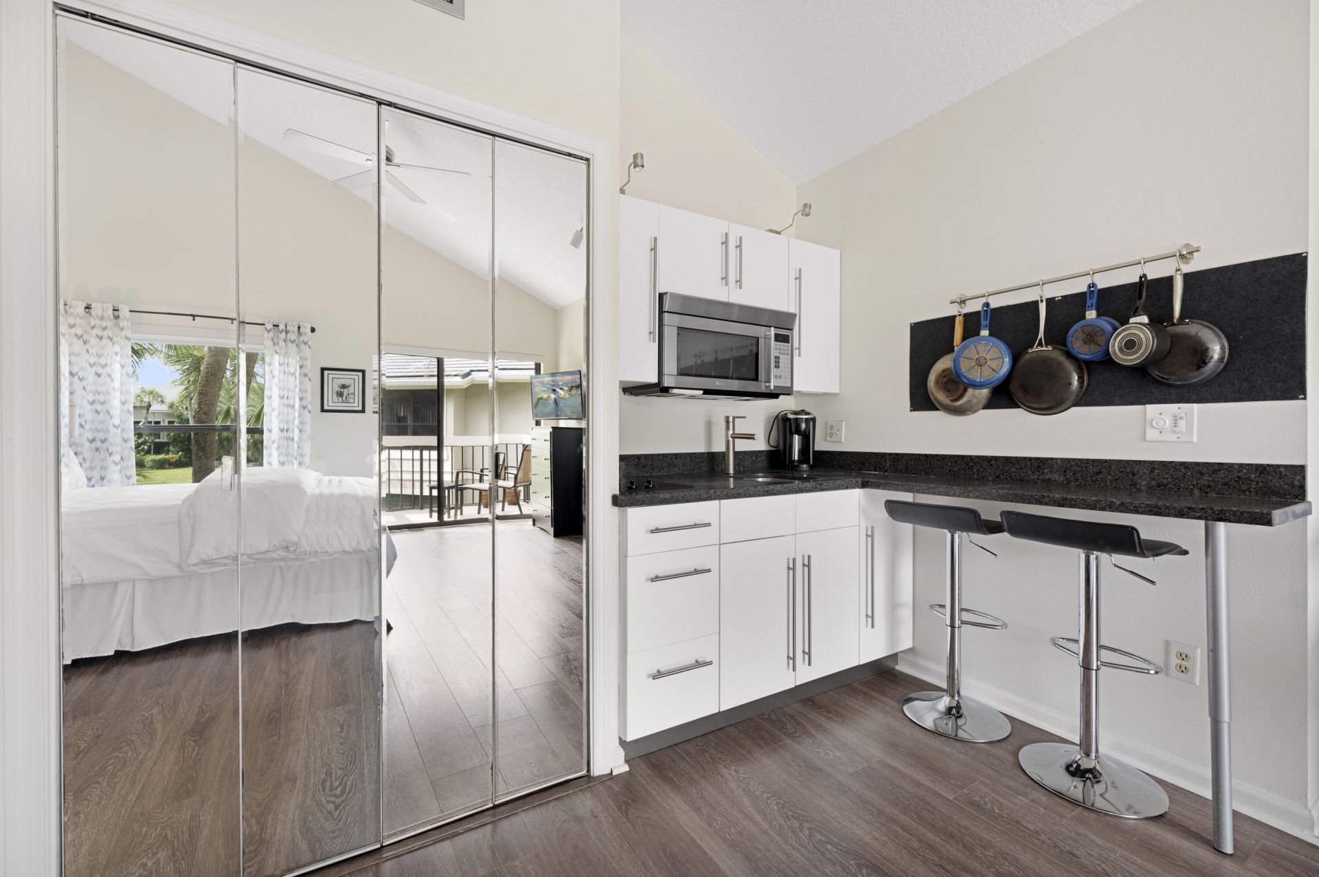 11863 Wimbledon Circle, Unit 543, Wellington, FL 33414 Photo