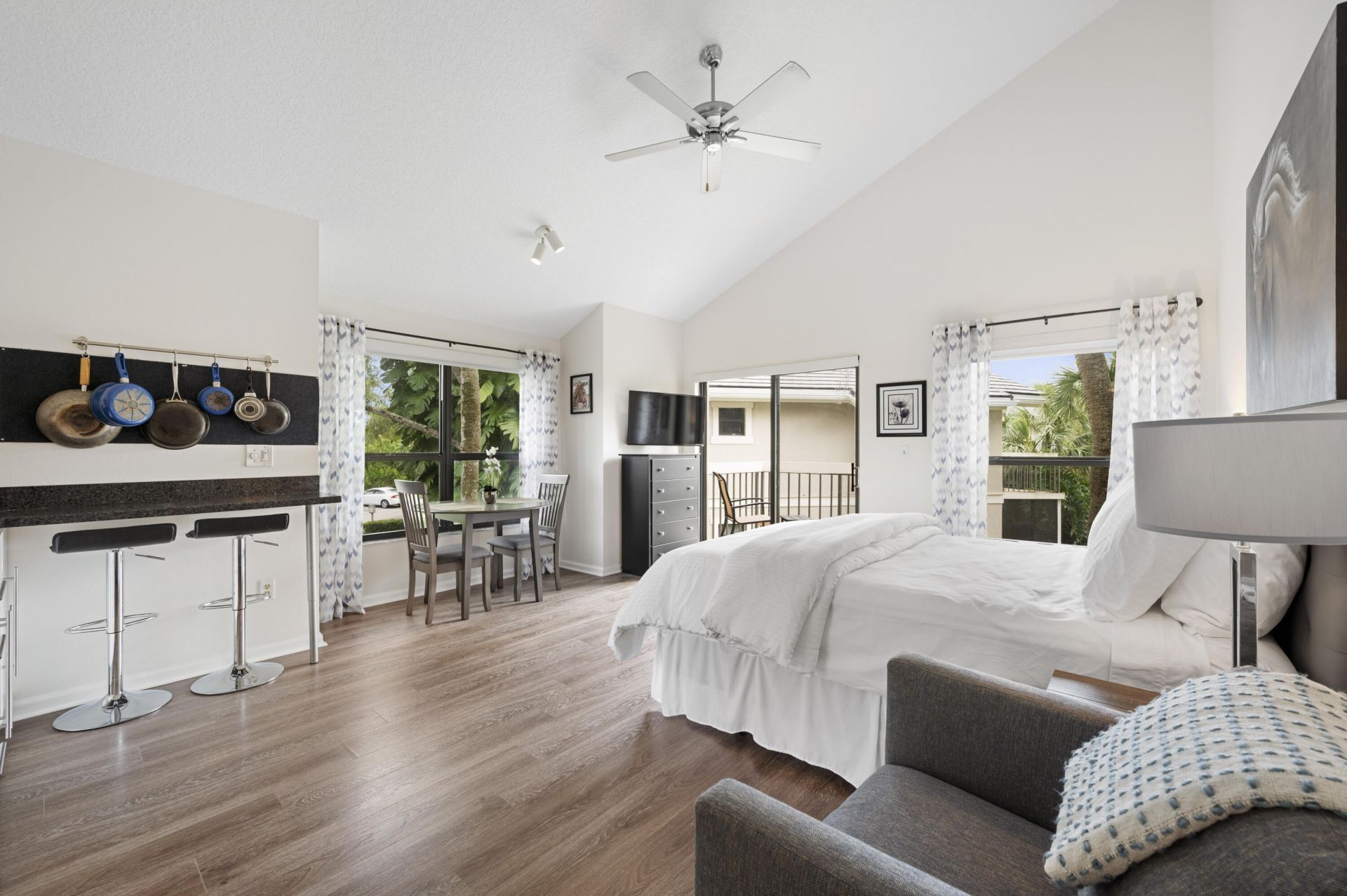 11863 Wimbledon Circle, Unit 543, Wellington, FL 33414 Photo
