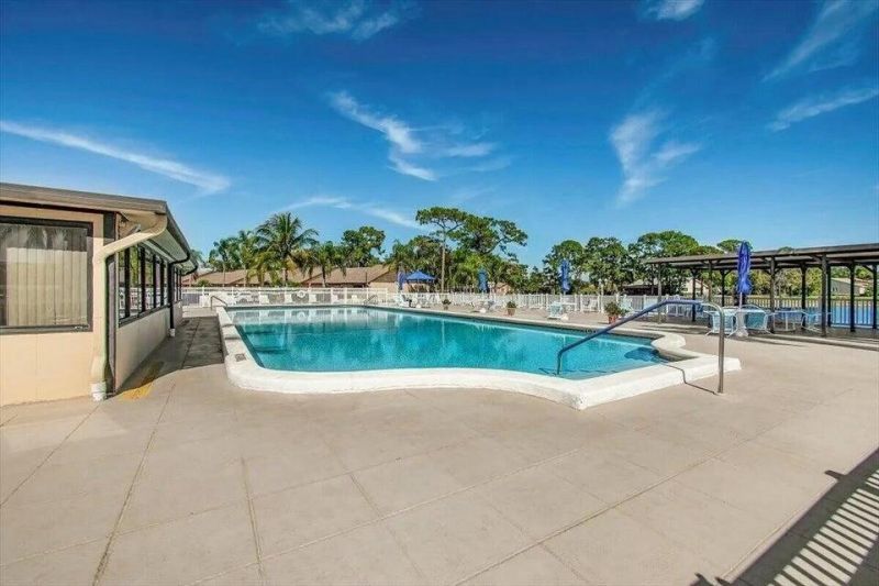 441 Pine Glen Lane, Unit C-2, Greenacres, FL 33463 Photo