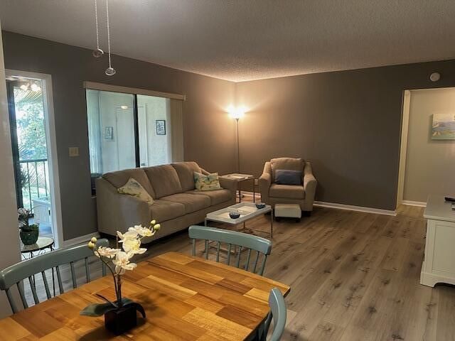 441 Pine Glen Lane, Unit C-2, Greenacres, FL 33463 Photo