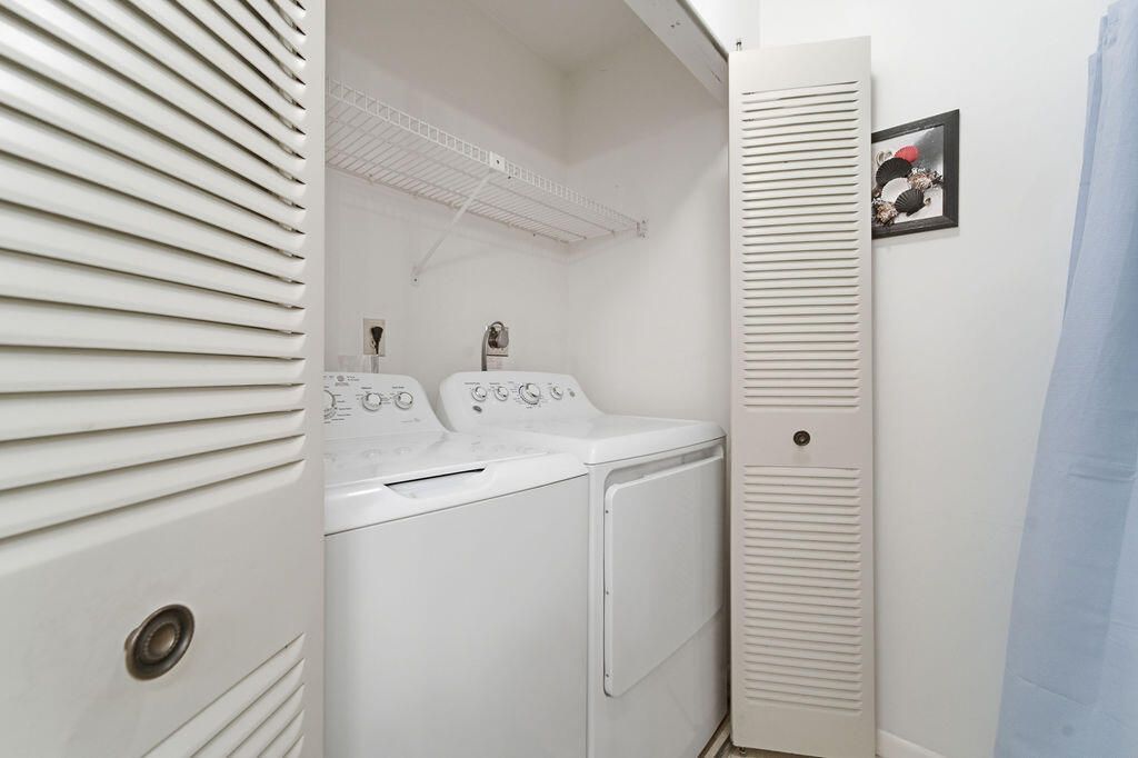 6519 Chasewood Drive, Unit E, Jupiter, FL 33458 Photo