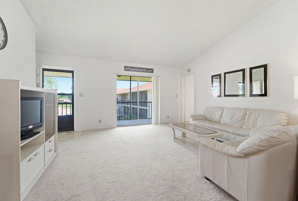 6519 Chasewood Drive, Unit E, Jupiter, FL 33458 Photo