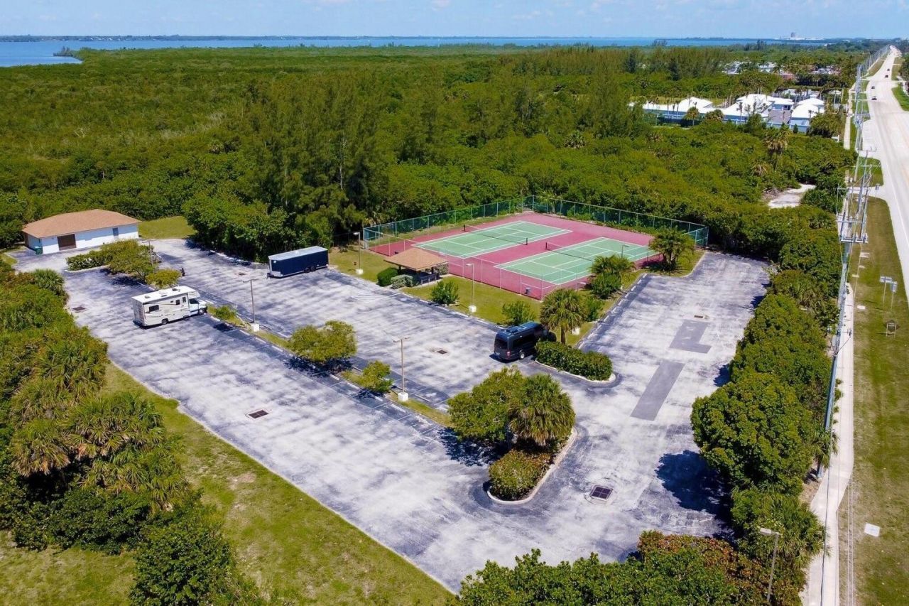 9650 S Ocean Drive, Unit 1104, Jensen Beach, FL 34957 Photo