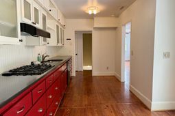 3 26th Avenue photo 4