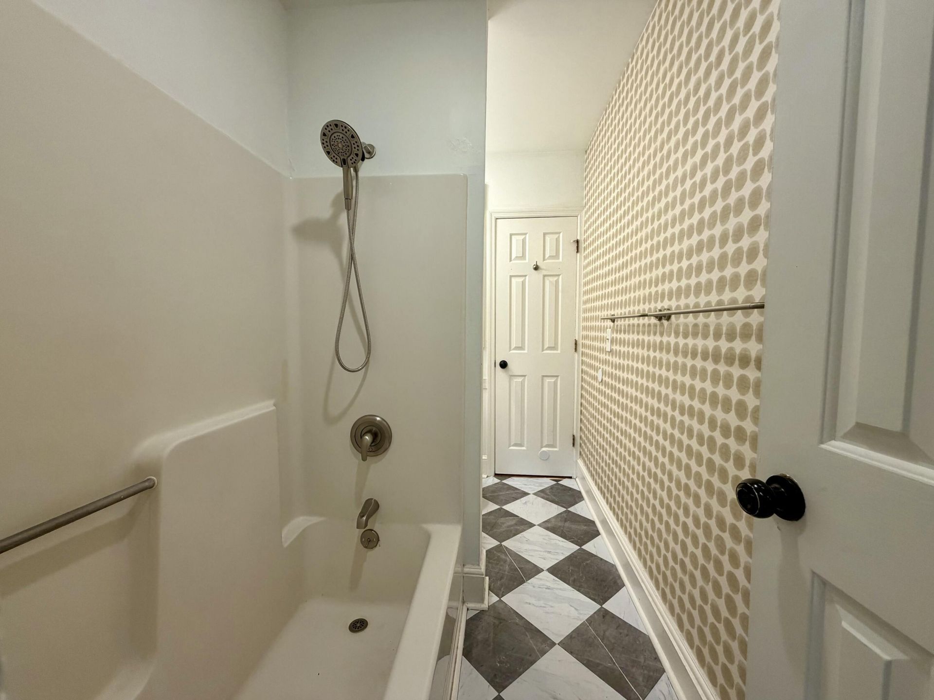 3 26th Avenue Photo 9
