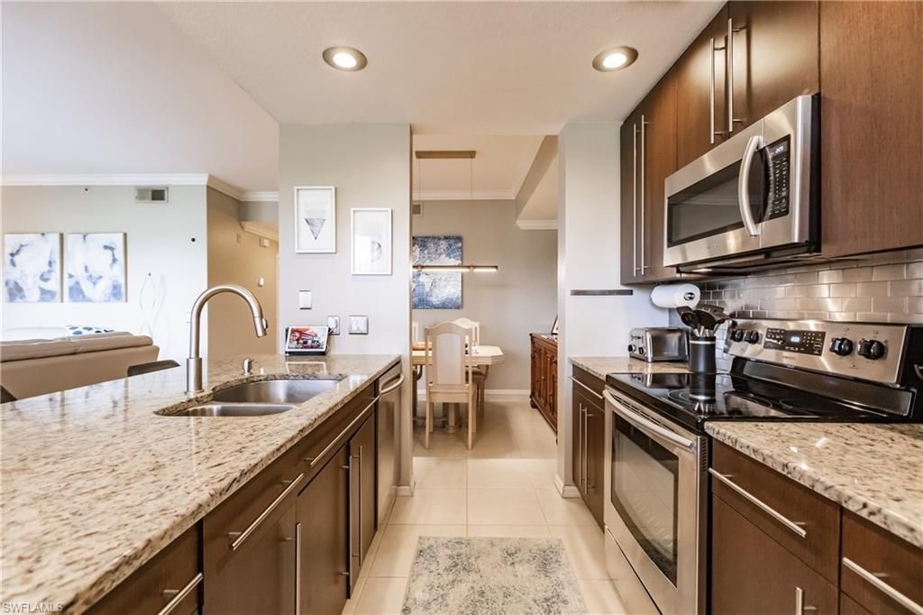 8331 Whiskey Preserve Cir, Unit 438, Fort Myers, FL 33919 Photo