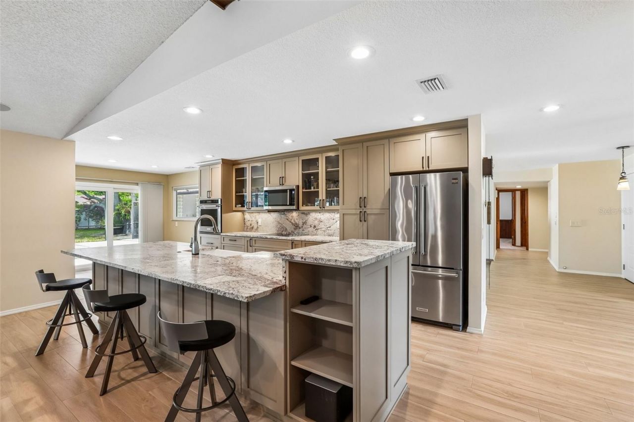 2424 Sundancer Drive, Clearwater, FL 33759 Photo