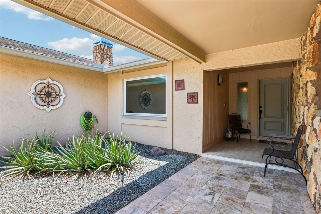 2424 Sundancer Drive, Clearwater, FL 33759 Photo