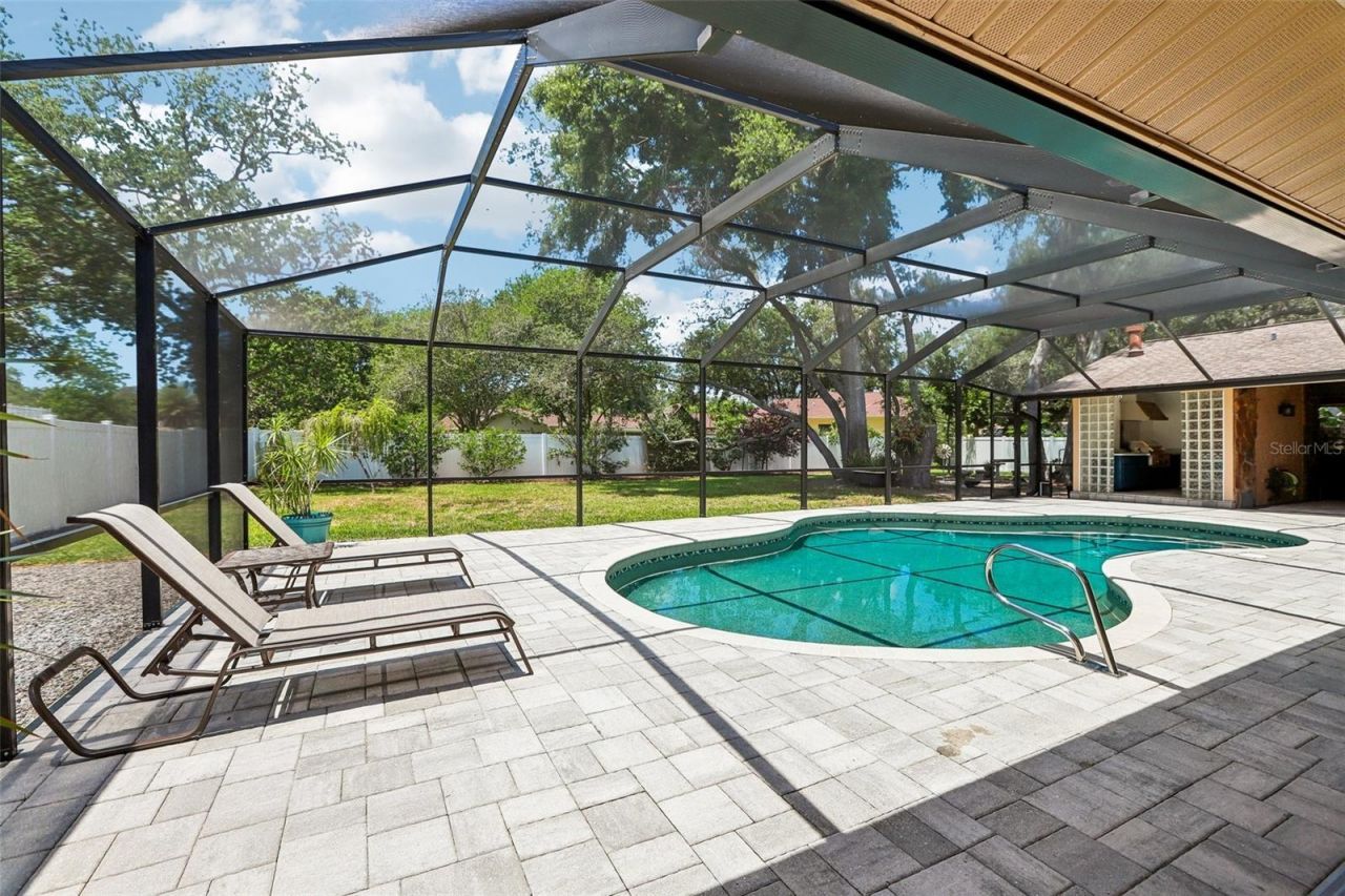 2424 Sundancer Drive, Clearwater, FL 33759 Photo