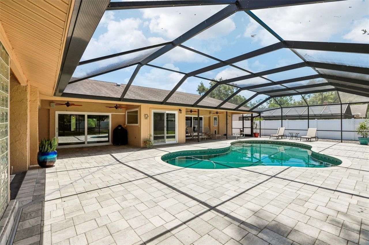 2424 Sundancer Drive, Clearwater, FL 33759 Photo