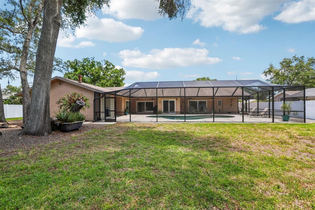 2424 Sundancer Drive, Clearwater, FL 33759 Photo