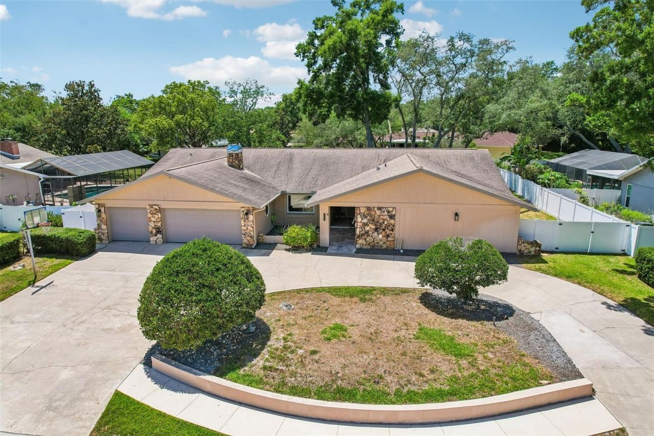 2424 Sundancer Drive, Clearwater, FL 33759 Photo