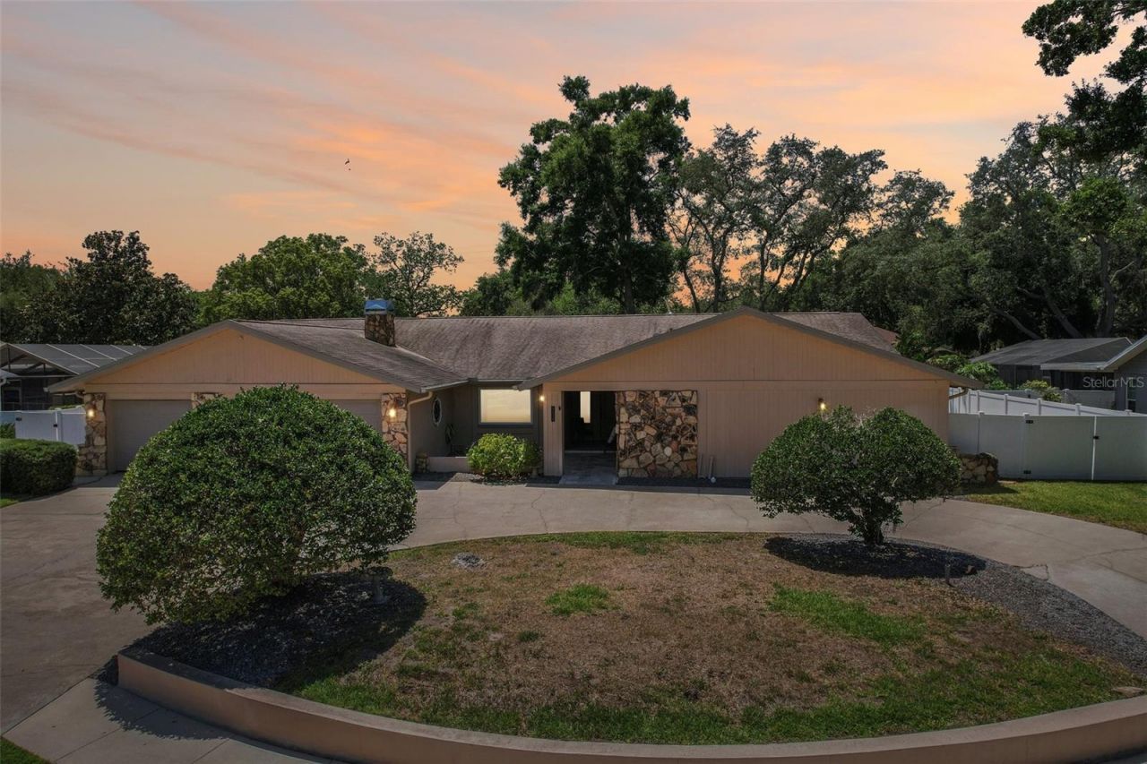 2424 Sundancer Drive, Clearwater, FL 33759 Photo