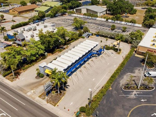 3821 CLEVELAND AVENUE , FORT MYERS, FL 33901