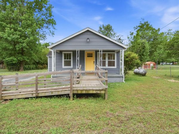 6733 Levi Road, Hixson, TN 37343
