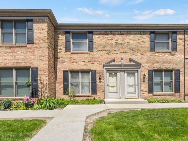 1726 Sessions Walk , Unit 1726, Hoffman Estates, IL 60169