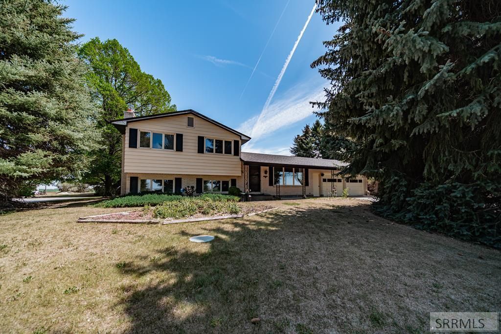 1230 N 45th W, Idaho Falls, ID 83402 Main Photo