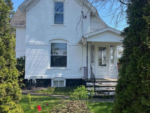 24 Elmwood Avenue, Gloversville, NY 12078