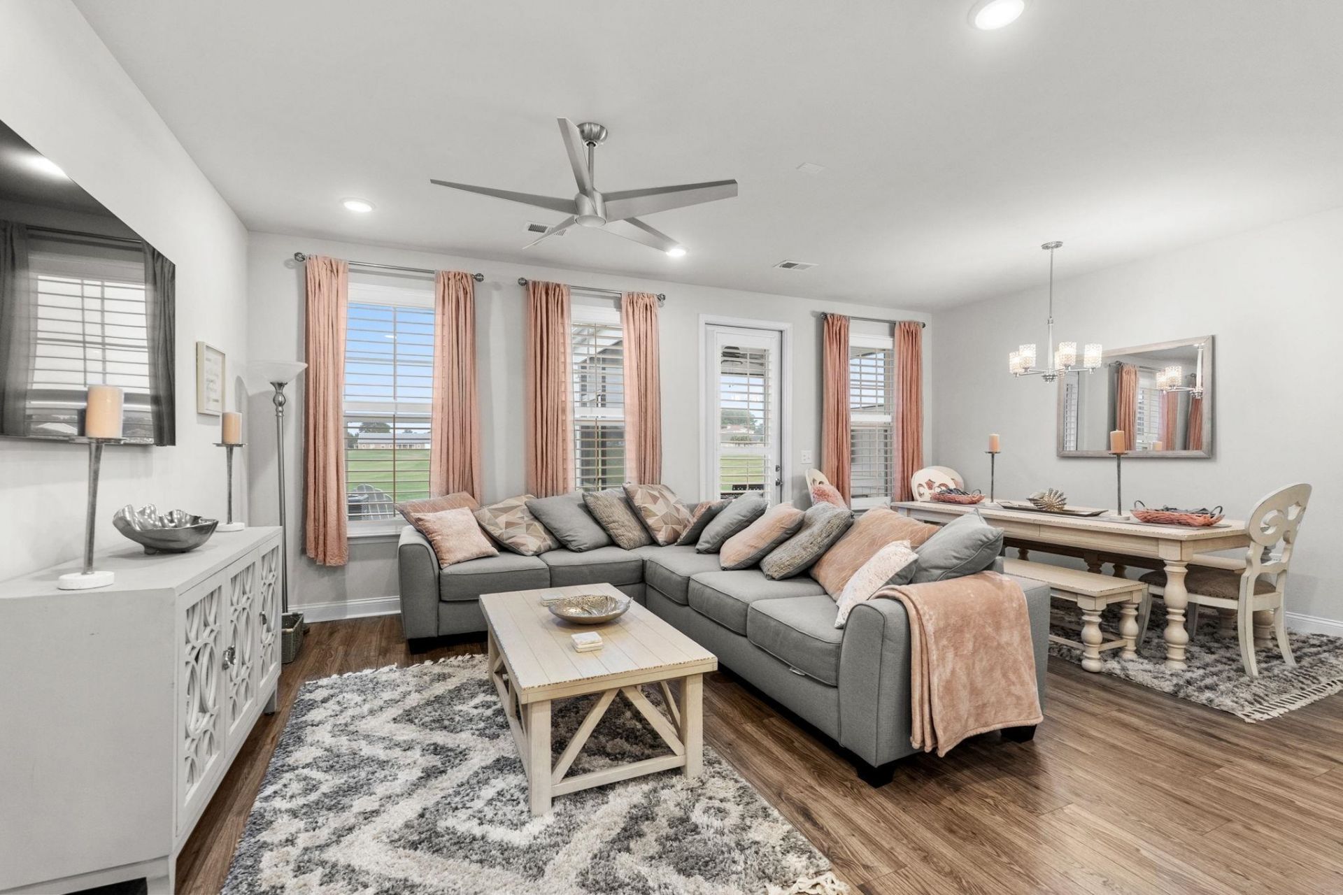 5205 Double Eagle Way  Photo 8