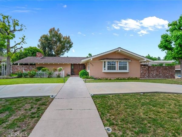 2740 E Cameron, West Covina, CA 91791