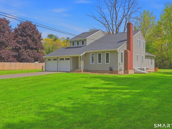 206 Hartford, East Granby, CT 06026
