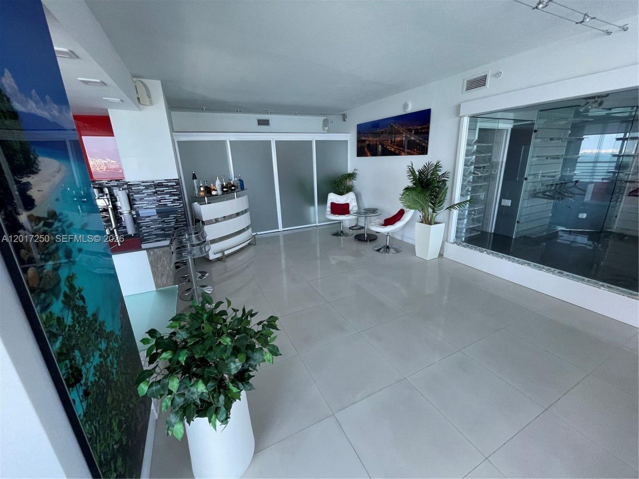 335 S Biscayne Blvd , Unit 1209, Miami, FL 33131 Photo