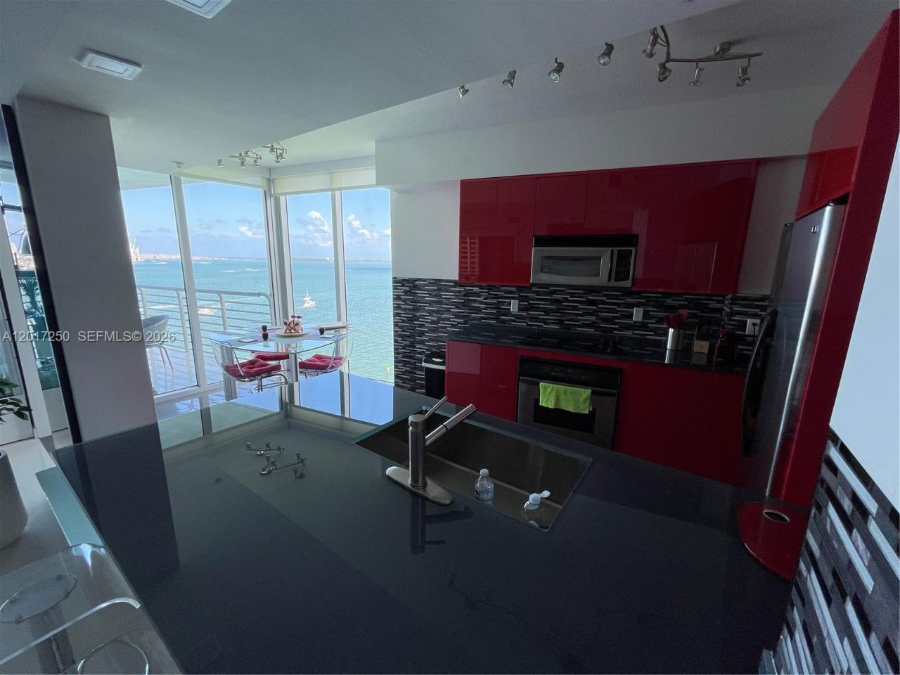 335 S Biscayne Blvd , Unit 1209, Miami, FL 33131 Photo