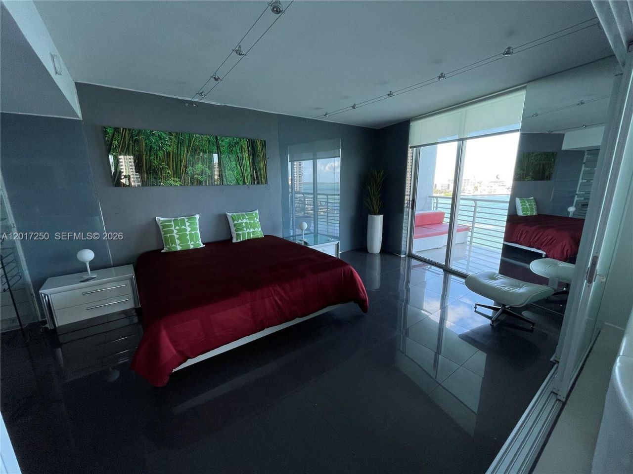 335 S Biscayne Blvd , Unit 1209, Miami, FL 33131 Photo