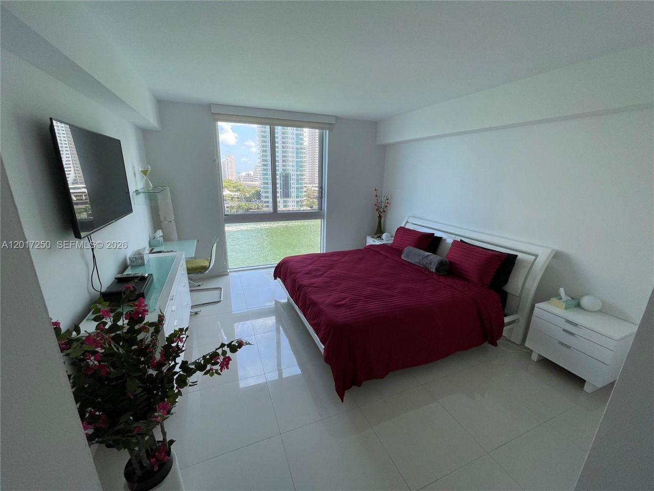 335 S Biscayne Blvd , Unit 1209, Miami, FL 33131 Photo