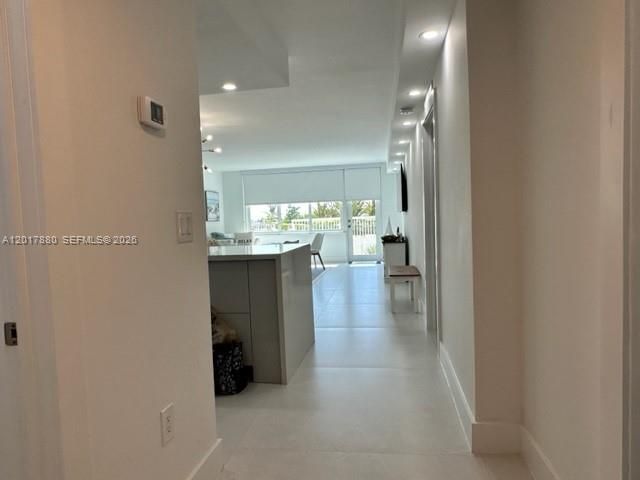 5401 Collins Ave , Unit 128, Miami Beach, FL 33140 Photo