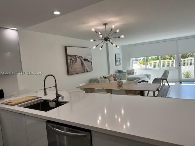 5401 Collins Ave , Unit 128, Miami Beach, FL 33140 Photo