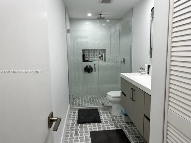 5401 Collins Ave , Unit 128, Miami Beach, FL 33140 Photo