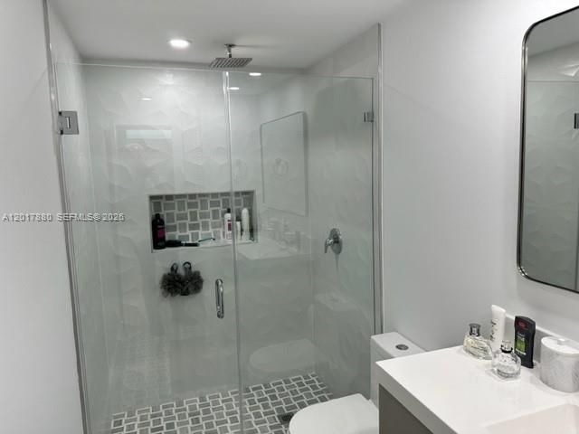 5401 Collins Ave , Unit 128, Miami Beach, FL 33140 Photo