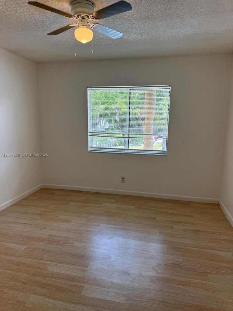 14150 SW 93rd Ln, Unit 14150, Miami, FL 33186 Photo