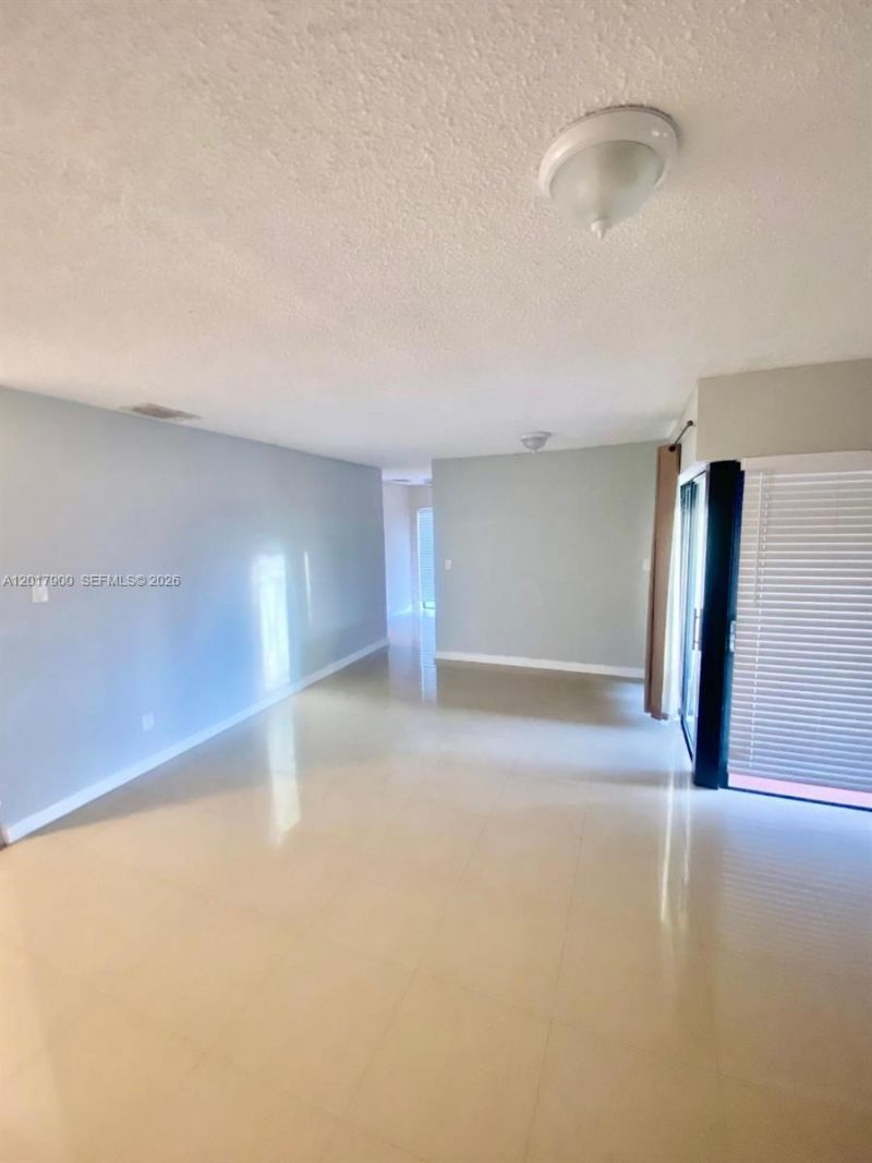 11447 SW 33rd Ln, Miami, FL 33165 Photo