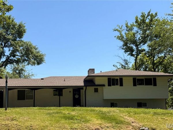 1859 Lakeshore Drive , Cape Girardeau, MO 63701
