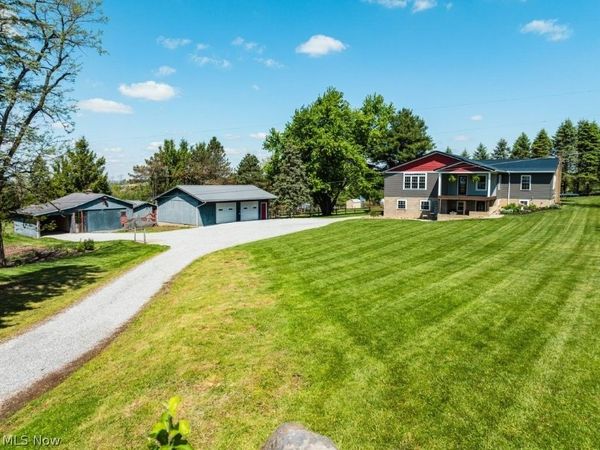 8059 Township Road 562 , Holmesville, OH 44633